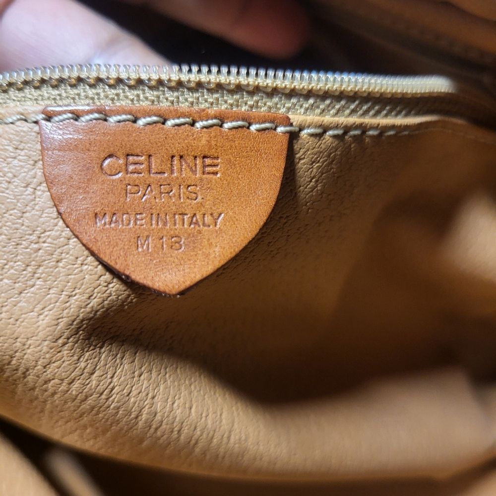 2 Celine Bags!! Crossbody bag and Matching Pouch/Strapless Bag - Picture 4 of 12